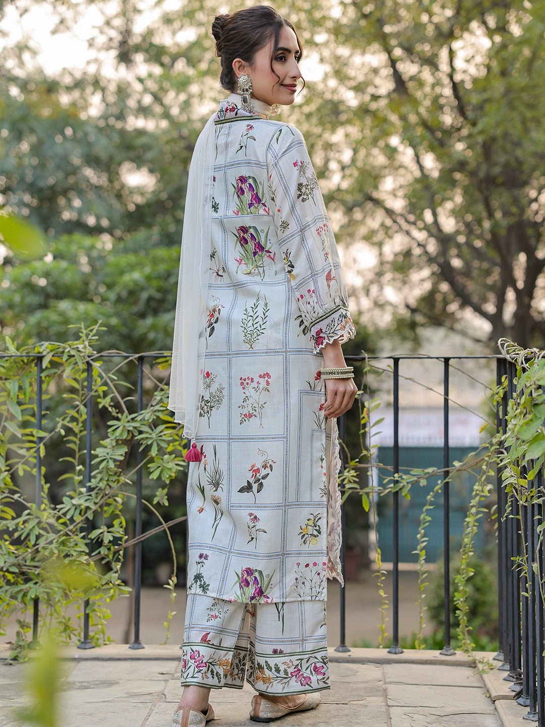 Ivory Elegant Cotton Kurta Set - Zarkan